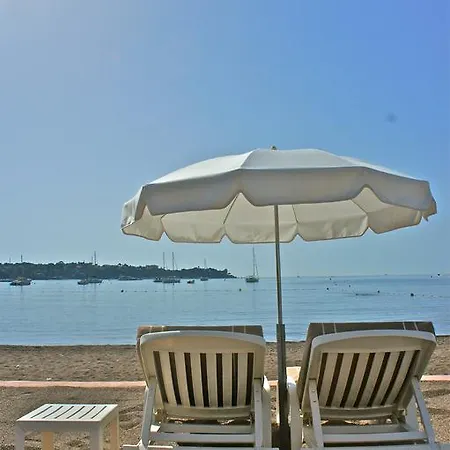酒店 Agay Beach 2*
