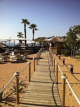 Agay Beach 酒店 2*