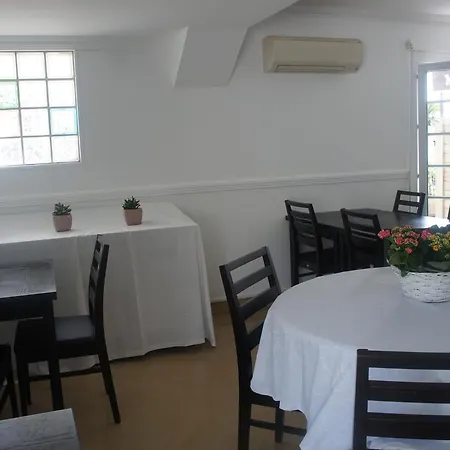 Agay Beach ホテル 2*