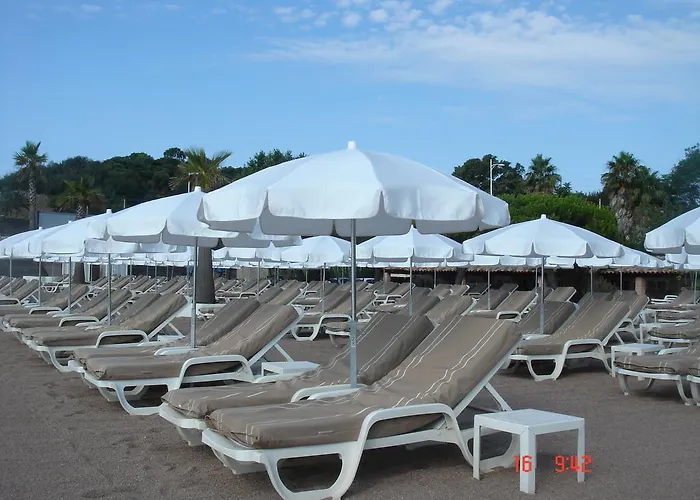 Agay Beach ホテル Saint-Raphaël