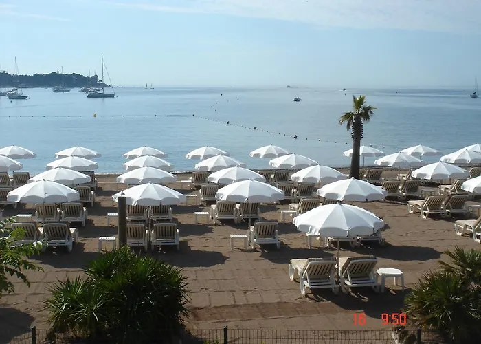 ホテル Agay Beach Saint-Raphaël