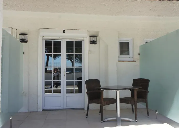 Agay Beach 2* Saint-Raphaël